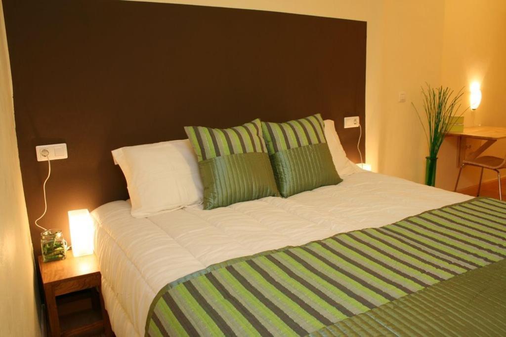 Apartamentos Caces Esterno foto