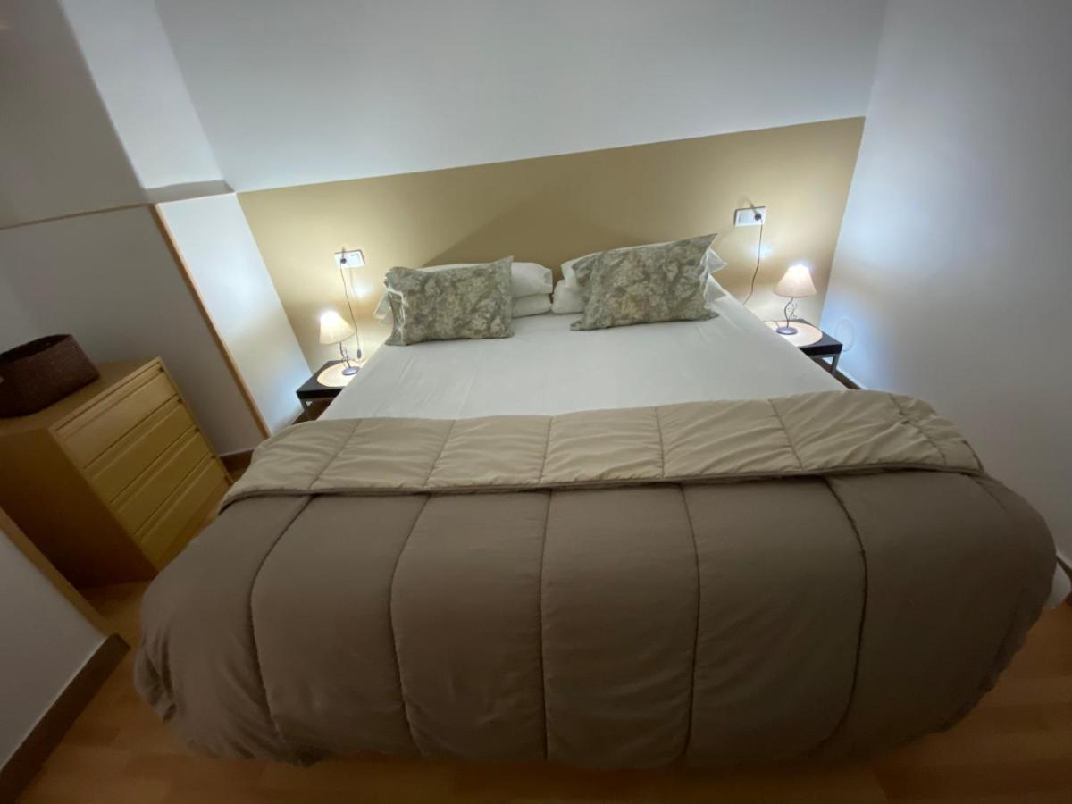 Apartamentos Caces Esterno foto