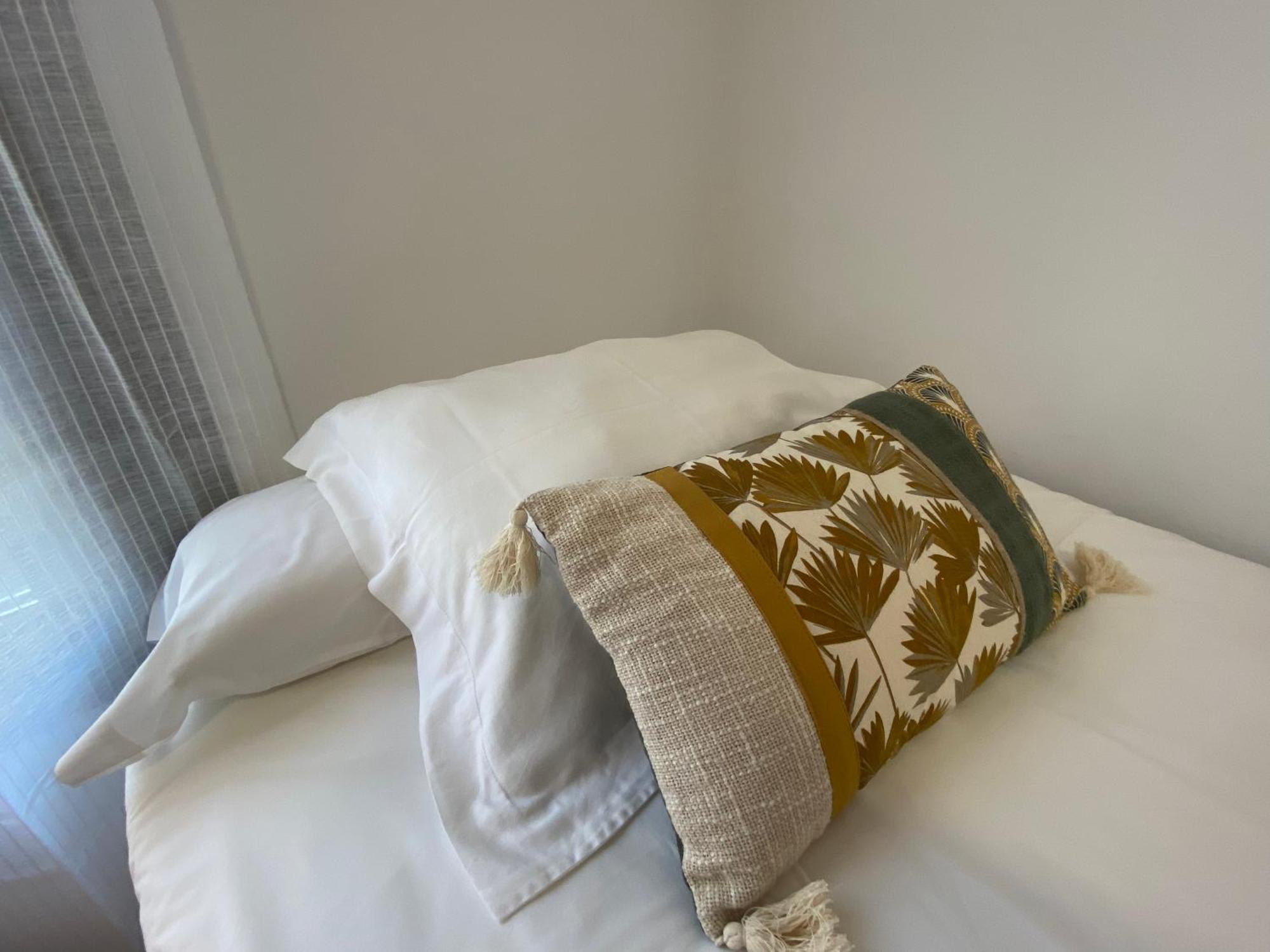 Apartamentos Caces Esterno foto