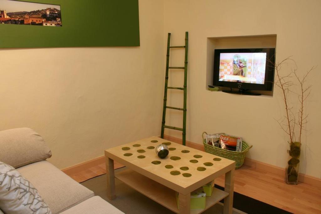Apartamentos Caces Esterno foto