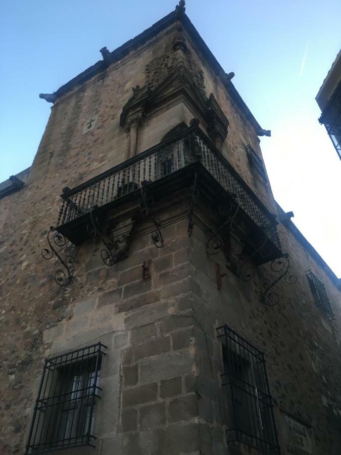 Apartamentos Caces Esterno foto
