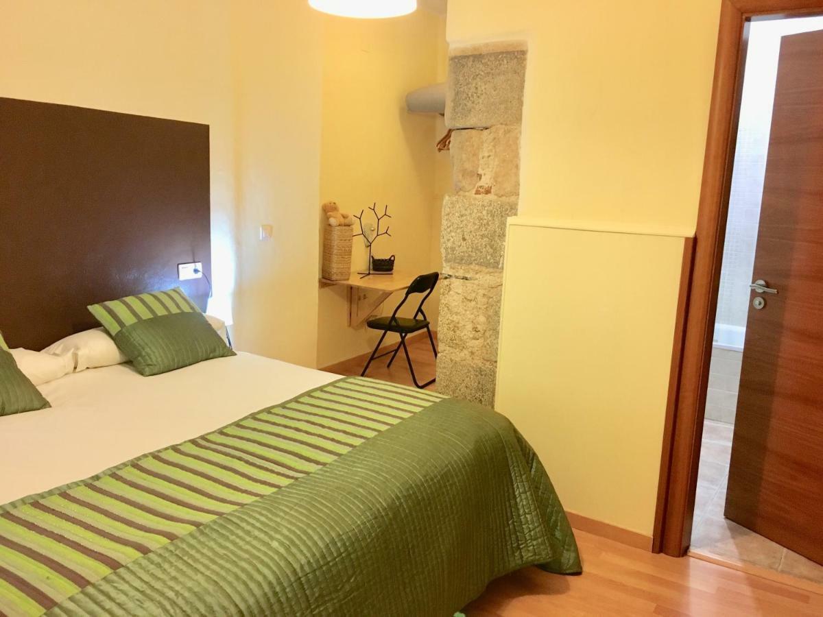 Apartamentos Caces Esterno foto